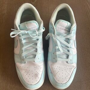 Nike Men's Sky Blue and White Sneakers